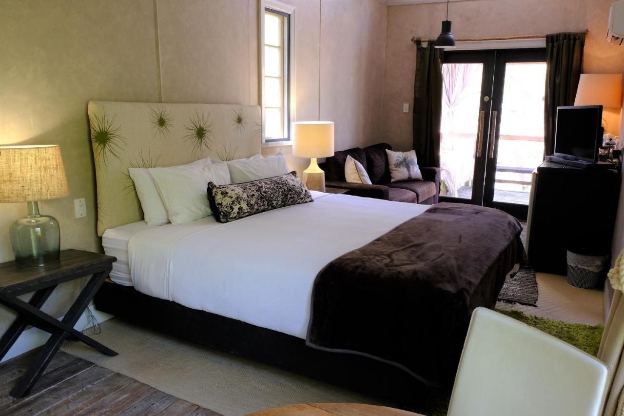 The Laurels Of Chinchilla Hotel Bagian luar foto