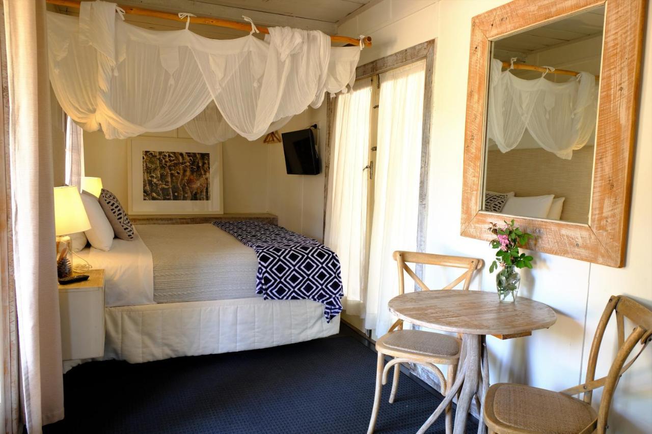 The Laurels Of Chinchilla Hotel Bagian luar foto
