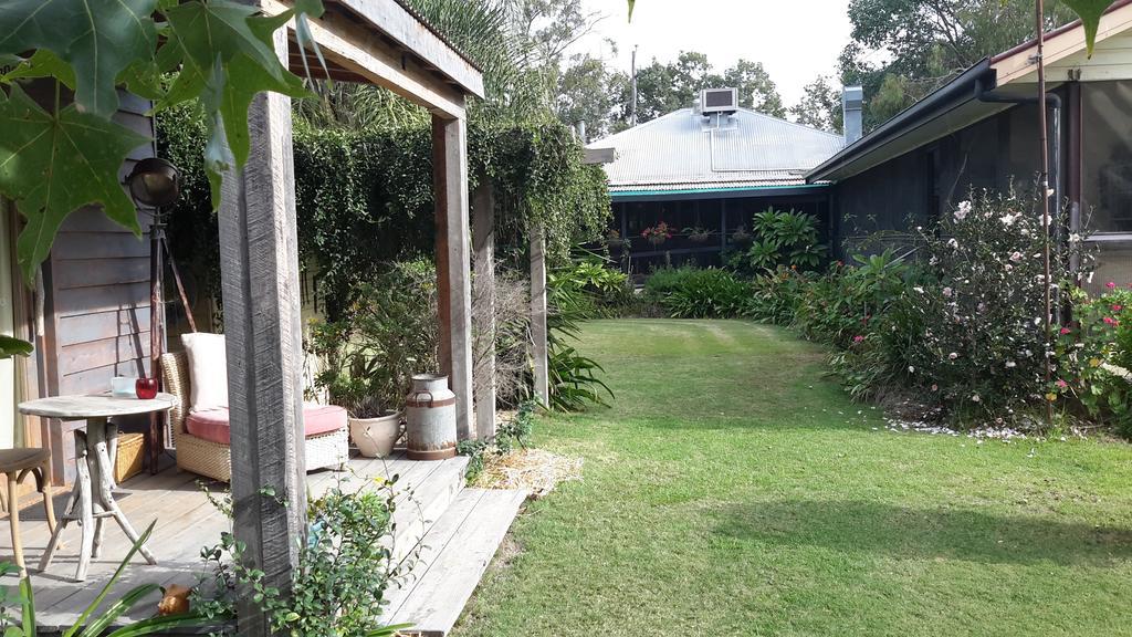 The Laurels Of Chinchilla Hotel Bagian luar foto